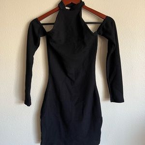 Cut Out Shoulder Bodycon Mini Dress